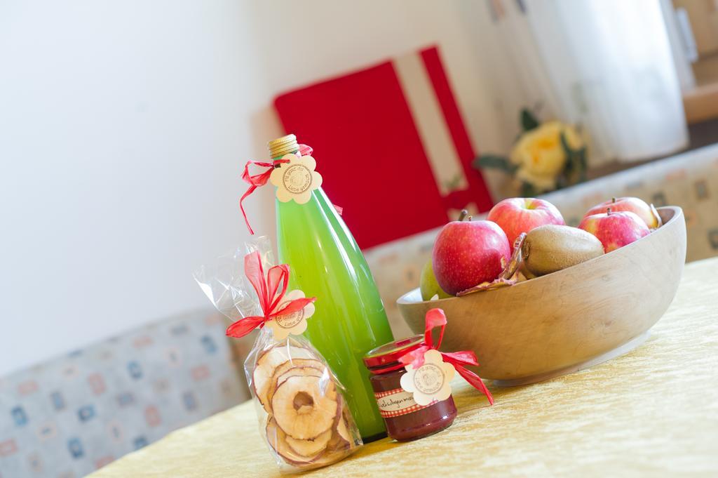 St. Josefhof Apartment Caldaro Luaran gambar
